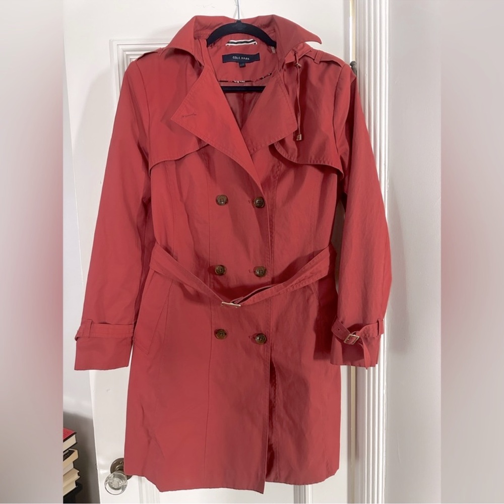 Cole Haan Auburn Red (Coral) Signature Trench XL EUC